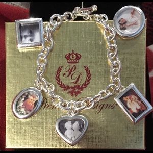 Charm bracelet